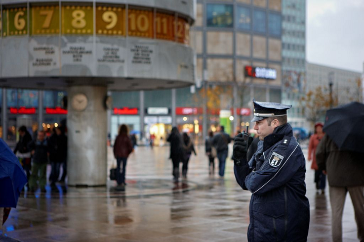 Motorola Solutions Ensures Reliable and Secure Operation of Police TETRA Radios at German Federal State of Berlin
