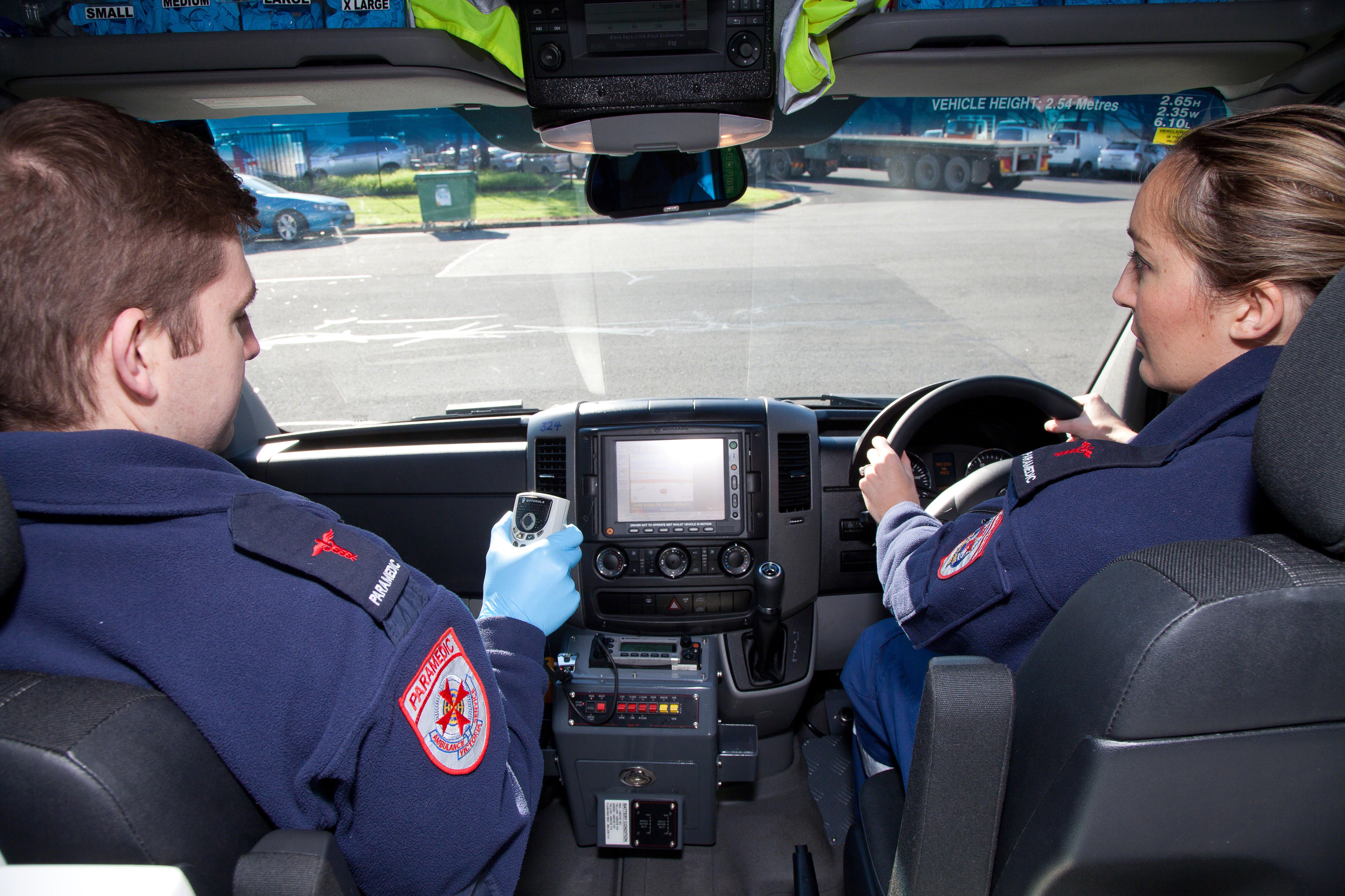 SAVING VALUABLE MINUTES WITH INTEGRATED SAT NAV